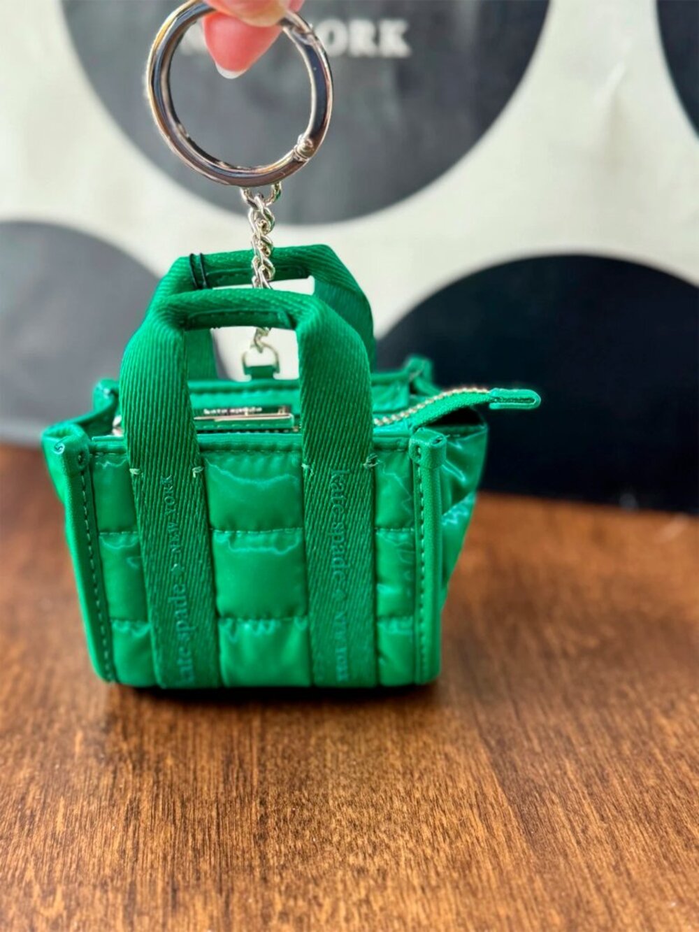 S Kate Spade Kip Puffy Micro Bag Charm Key Fob Keychain - Green Bean - Picture 7 of 8